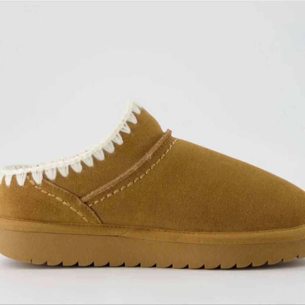 Cupcakes &‎ Cashmere Suede Mule Slippers - Picture 2 of 12
